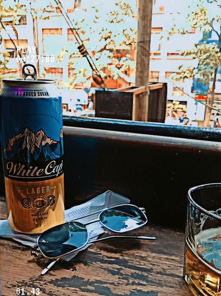 The Holiday Season is Here Bulbers💡