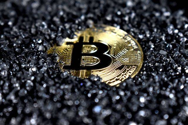 Bitcoin: Dijital Para Biriminin Yükselişi