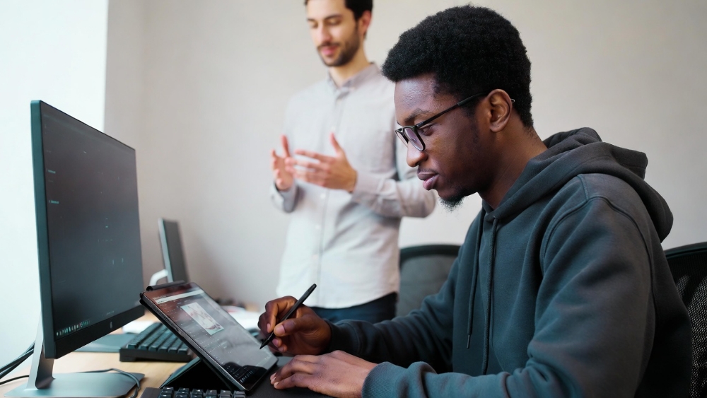 What You Need to Know About Ambassadorship & Content Creation in Web3