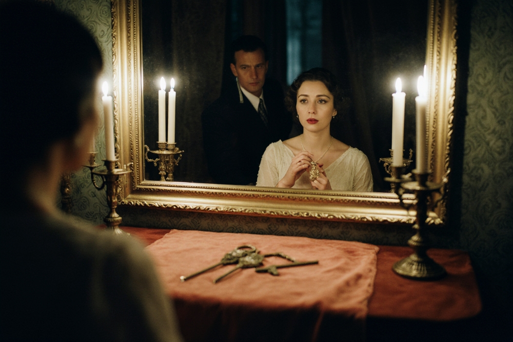 Night Behind Closed Doors – Episode 7: The Reflection’s Secret