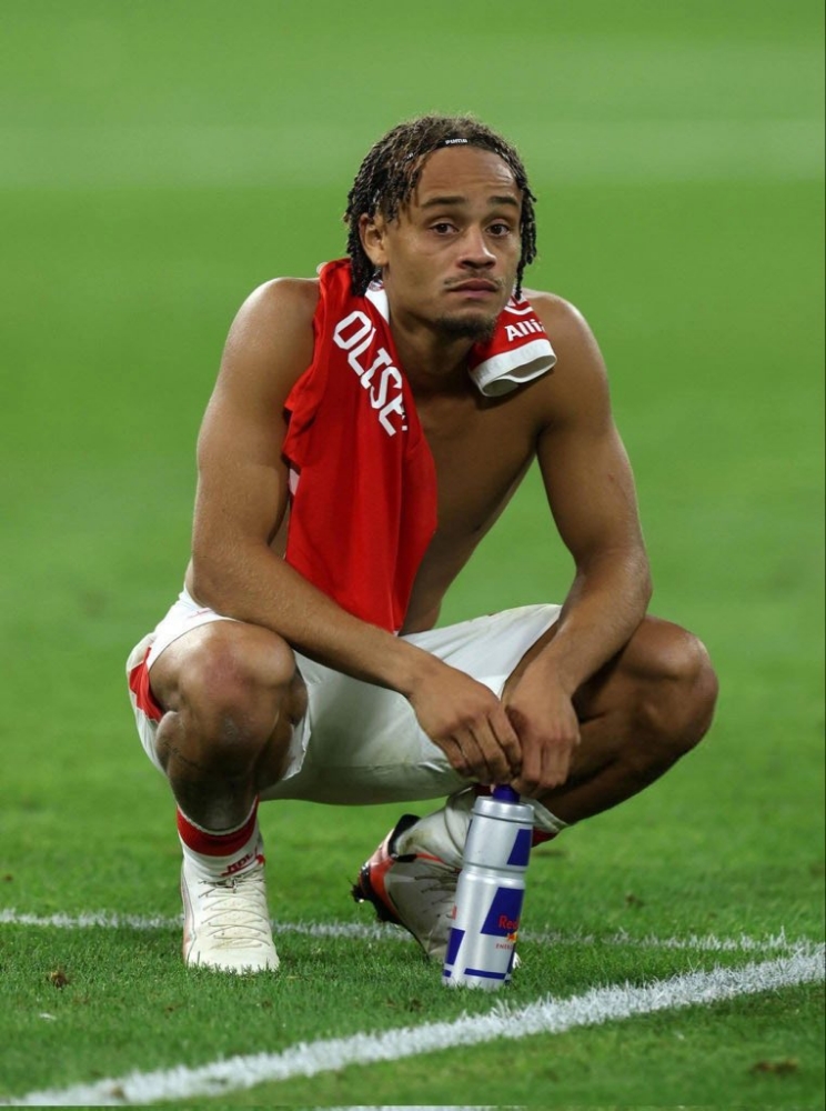 1. Are Airdrops Still Rewarding Users or Just Training Farmers?