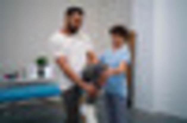 Restore Your Spine: Back Braces for Posture Correction and the Role of Therapeutic Physical Therapy