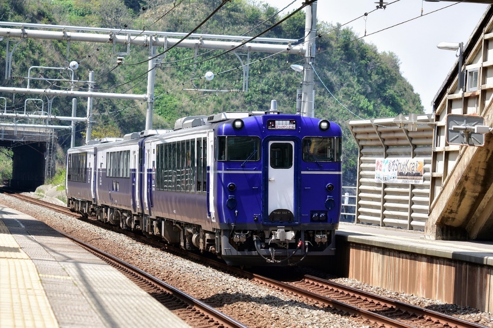 Three Hidden Gem Railway Lines in Japan