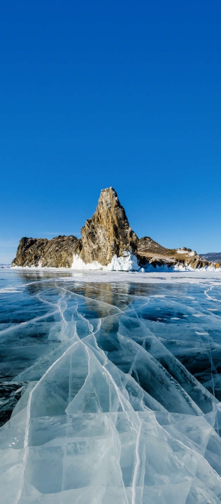 What is the reason for the high price of petrol in Nigeria even though the Dangote Refinery is oper?